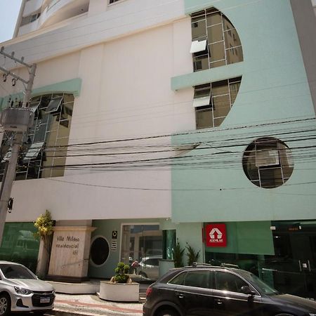 Amplo Apartamento De 3 Quartos No Centro De Balneario Camboriu N1859 Appartement Buitenkant foto