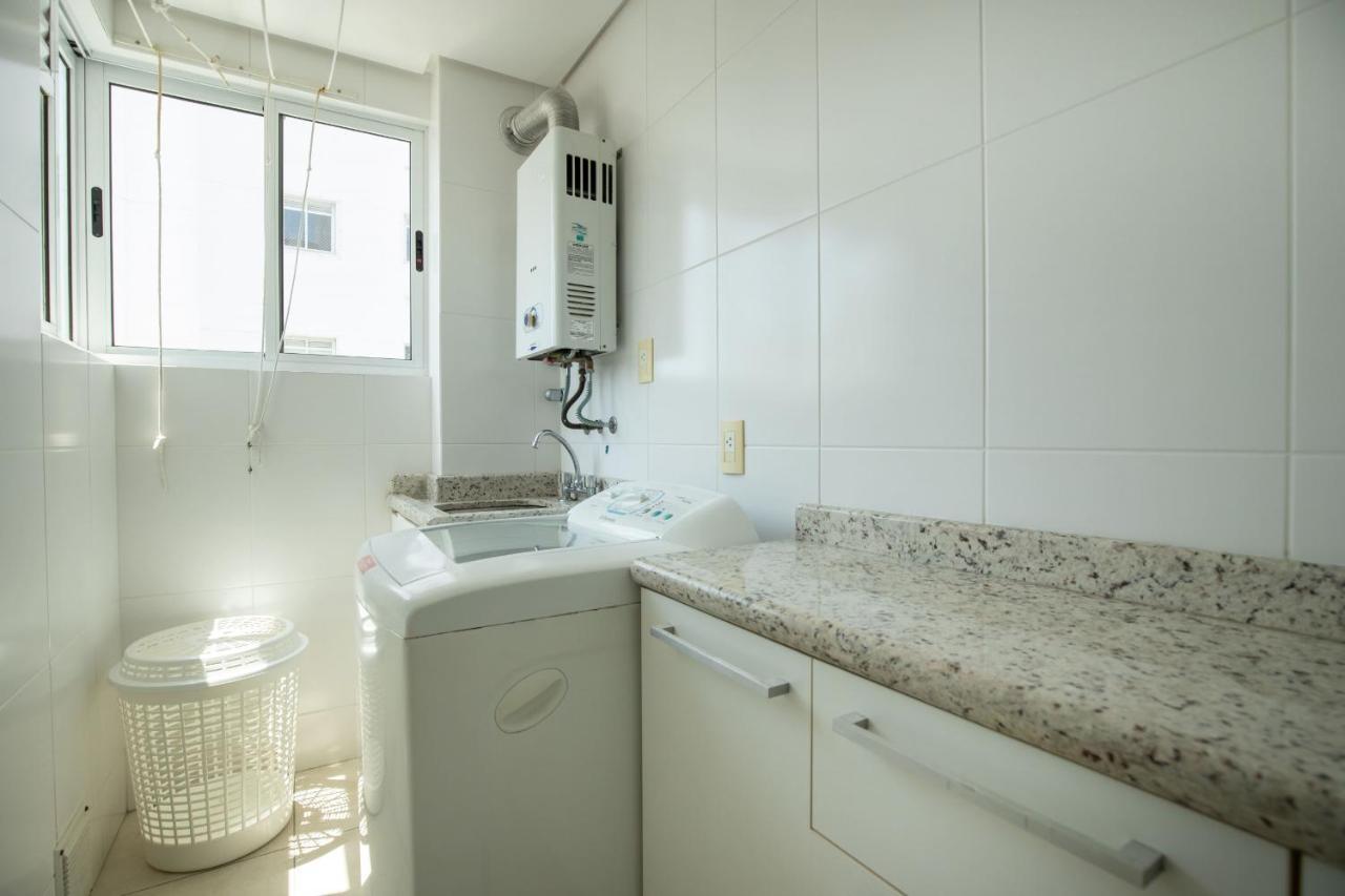 Amplo Apartamento De 3 Quartos No Centro De Balneario Camboriu N1859 Appartement Buitenkant foto