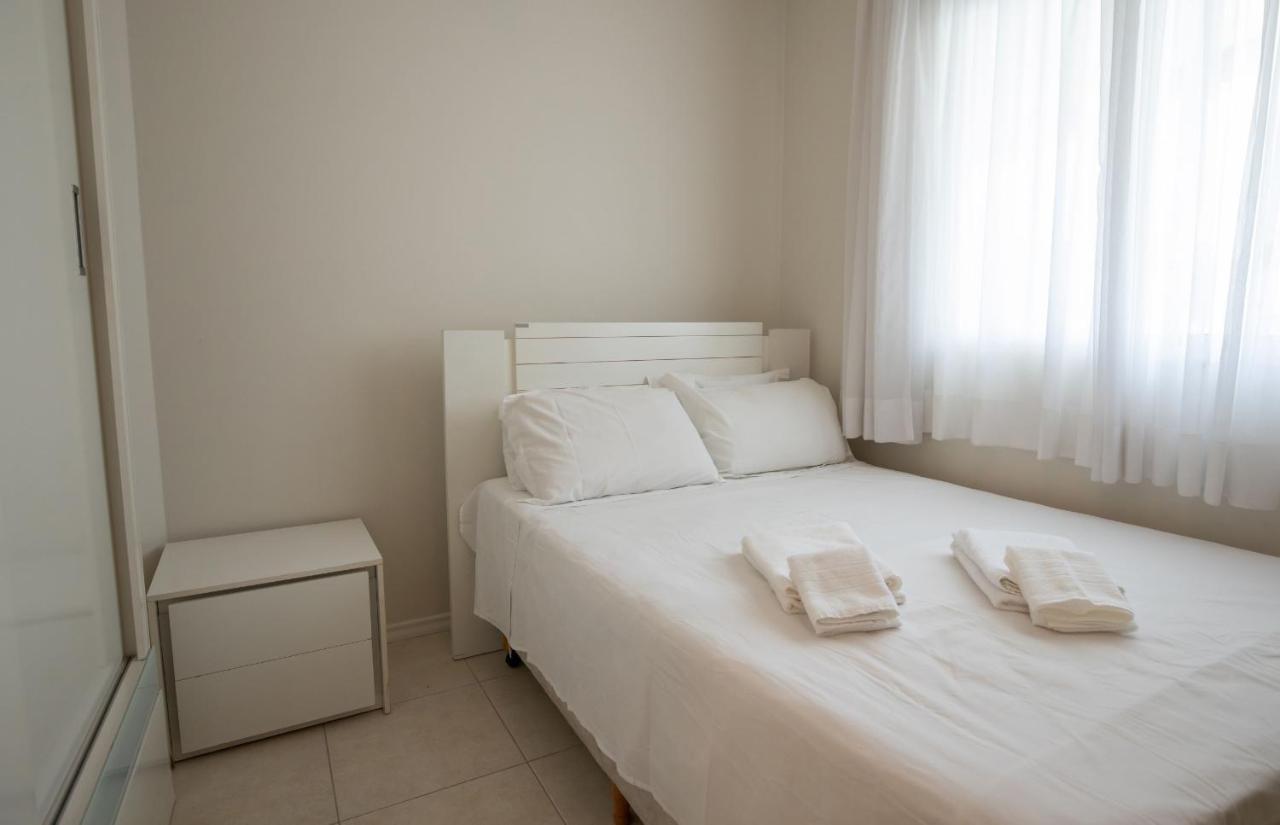 Amplo Apartamento De 3 Quartos No Centro De Balneario Camboriu N1859 Appartement Buitenkant foto
